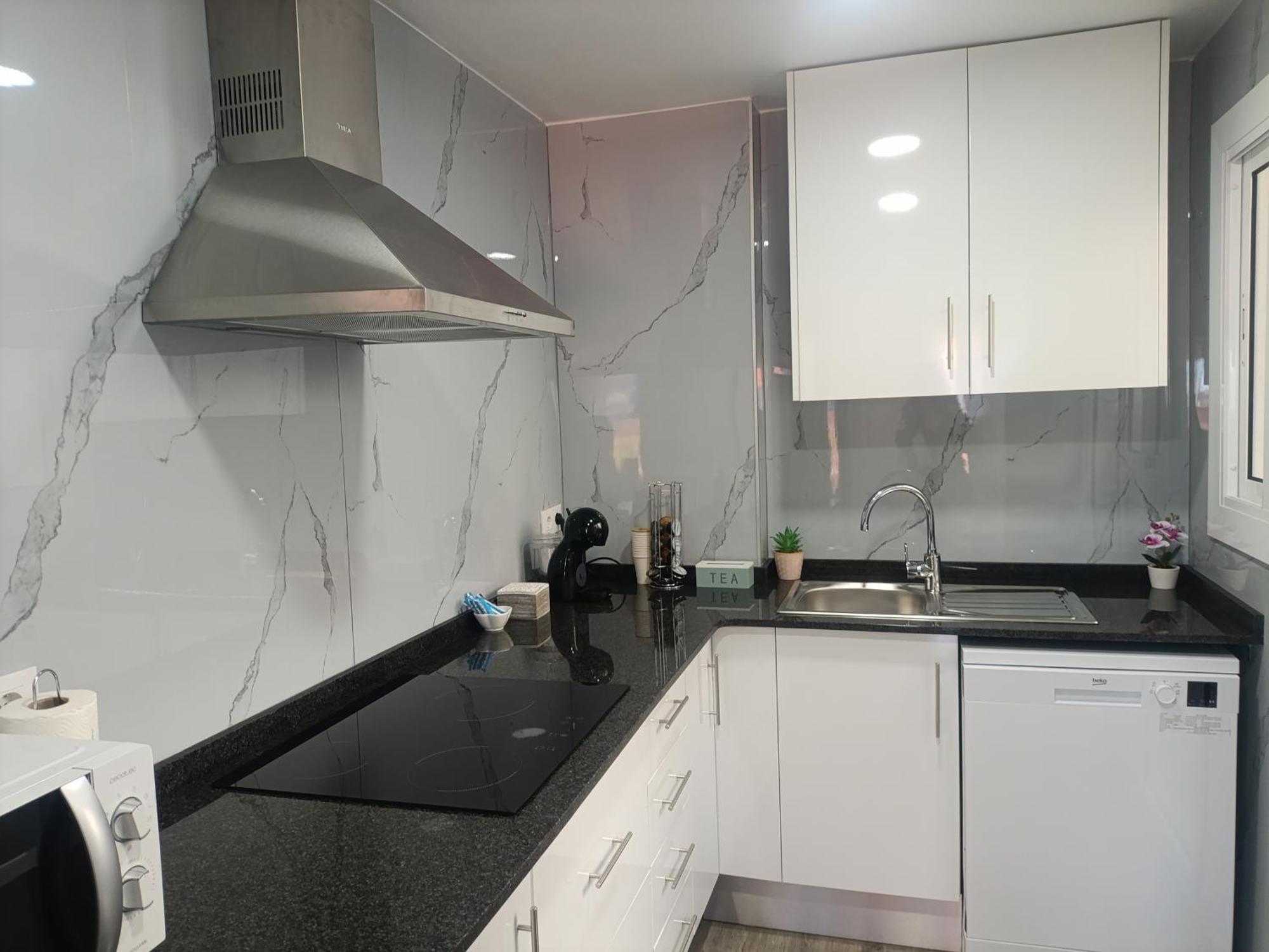 Cozy And Sunny Penthouse Fira Bcn Apartment L'Hospitalet de Llobregat Bagian luar foto
